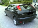 Ford Focus 1.6 Ambiente 5d